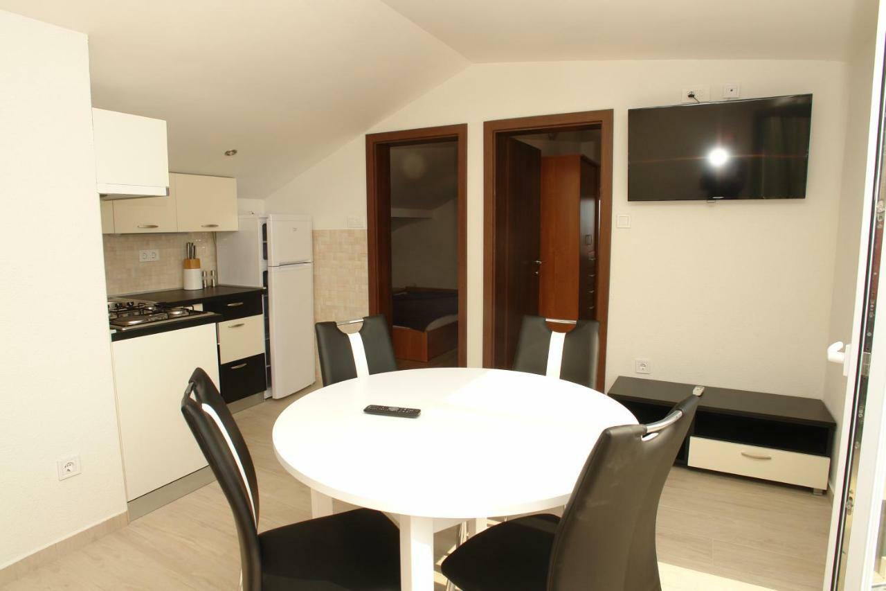 Apartmani Stambuk Mandre Buitenkant foto