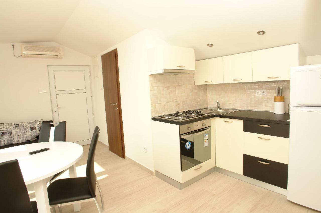 Apartmani Stambuk Mandre Buitenkant foto